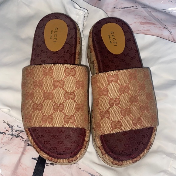 Gucci sandals